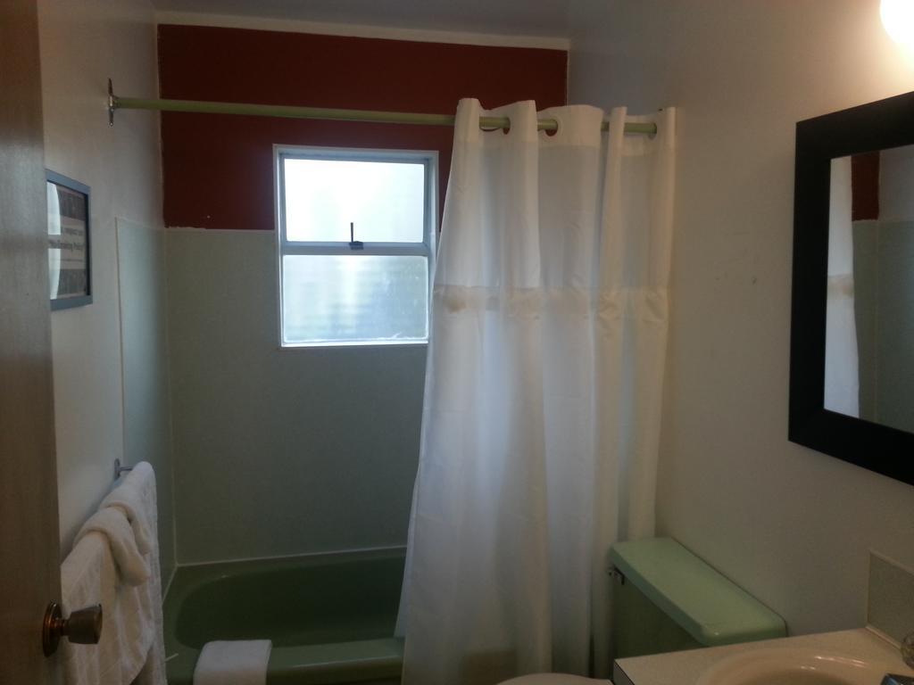 Edgewater Motel Campbell River Kültér fotó