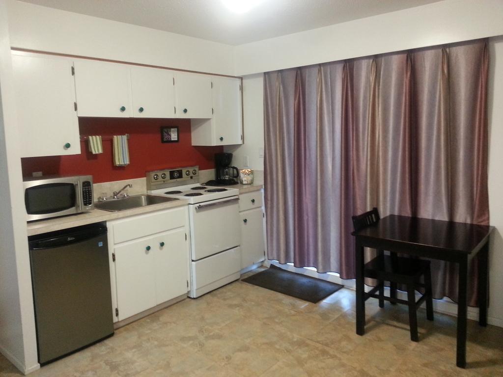 Edgewater Motel Campbell River Szoba fotó